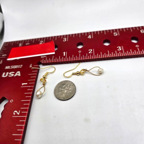 Pierced Earrings Baroque Pearl Soft Off White Teardrop Small 4mm Artisan SKU2793 - Picture 3 of 5